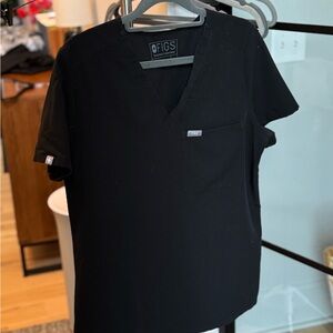 Women’s FIGS Catarina Black Scrub Top- Small